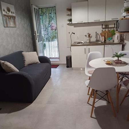 Apartment Mira Trogir Buitenkant foto