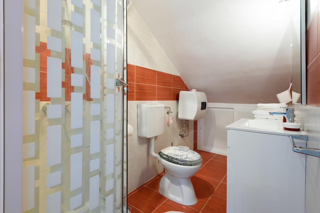 Apartment Mira Trogir Buitenkant foto