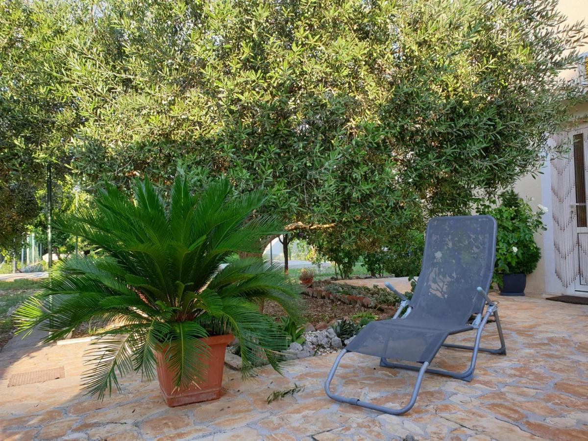 Apartment Mira Trogir Buitenkant foto